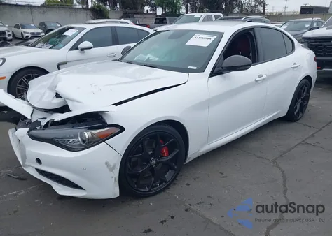 2019 Alfa Romeo Giulia Rwd z USA, uszkodzony, nr VIN ZARFAMAN2K7621023